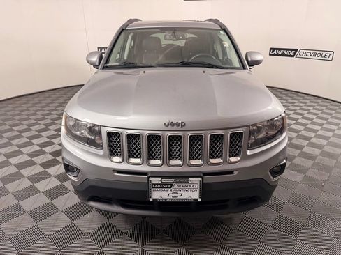 Used 2016 Jeep Compass High Altitude FWD image 9