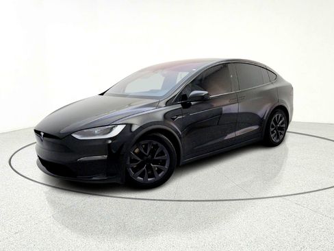 Used 2024 Tesla Model X image 1