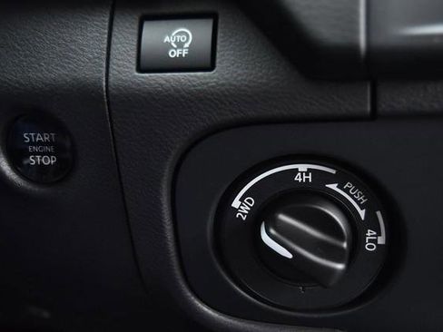 New 2026 Nissan Frontier S image 18