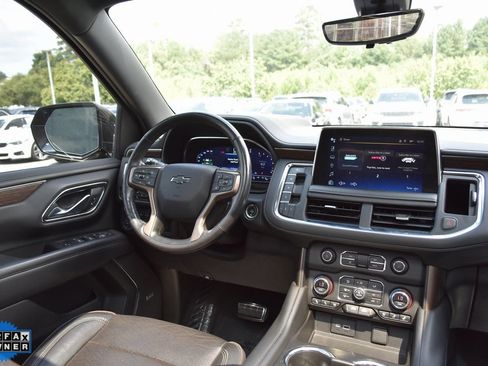 Used 2022 Chevrolet Tahoe High Country RWD image 9