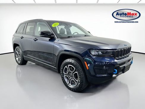 Used 2023 Jeep Grand Cherokee Trailhawk w/ Luxury Tech Group III AWD/4WD image 1