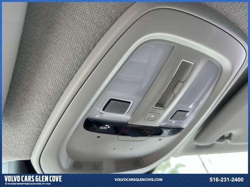 Certified 2024 Volvo XC40 B5 Plus w/ Protection Package Premier image 34