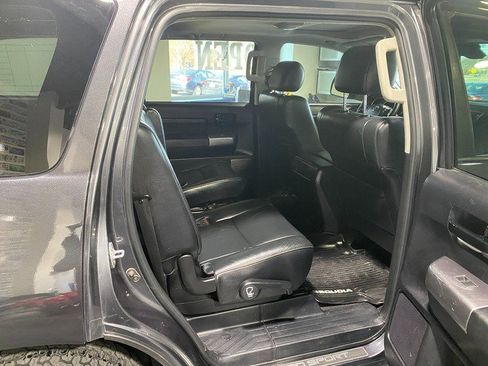 Used 2019 Toyota Sequoia SR5 image 15