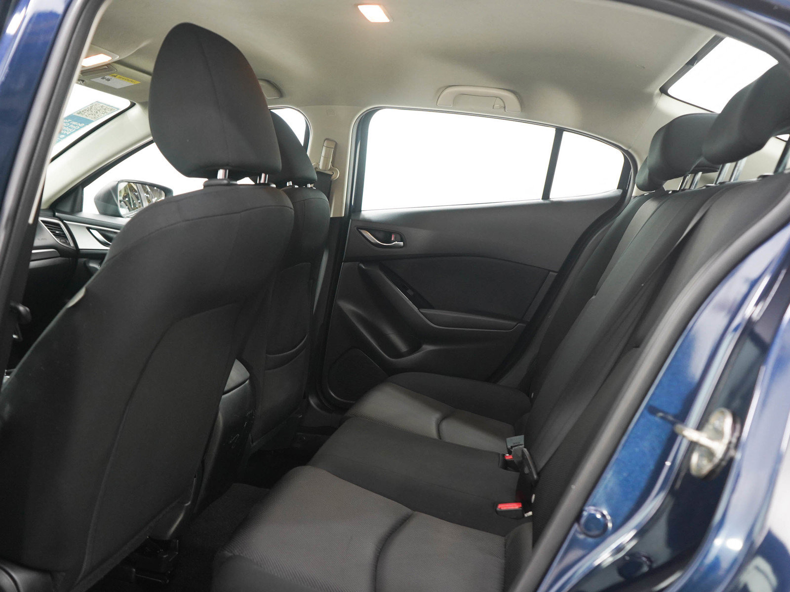 Used 2017 MAZDA MAZDA3 Sport FWD image 13