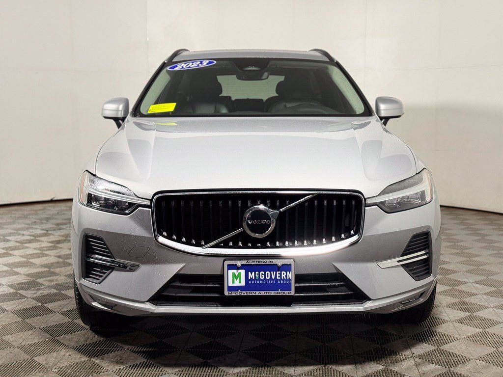 Used 2023 Volvo XC60 B5 Core AWD/4WD image 10