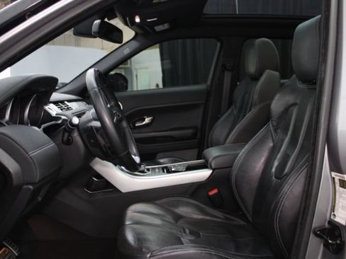 Used 2014 Land Rover Range Rover Evoque Dynamic image 12