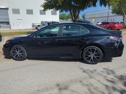 Used 2024 Toyota Camry SE w/ Cold Weather Package AWD/4WD image 7