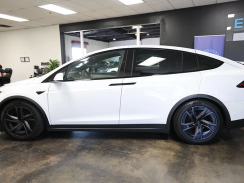 Used 2026 Tesla Model X AWD/4WD image 11