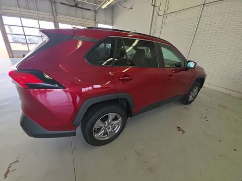 Used 2024 Toyota RAV4 XLE FWD image 4