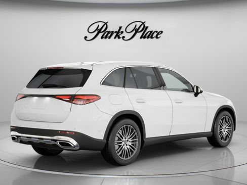 Used 2026 Mercedes-Benz GLC 300 image 21