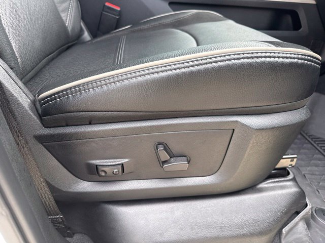 Used 2024 RAM 4500 Laramie AWD/4WD image 17