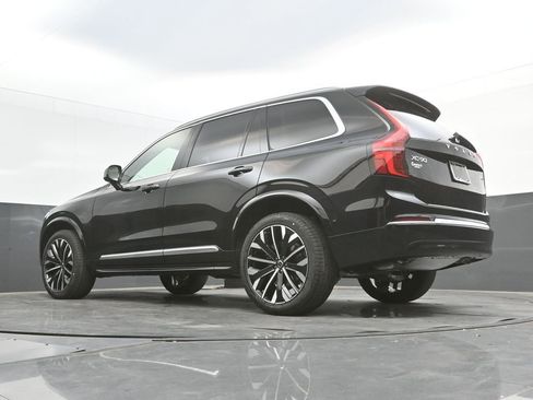 New 2026 Volvo XC90 B6 Ultra w/ Protection Package AWD/4WD image 32