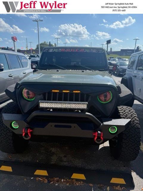 Used 2020 Jeep Wrangler Sport AWD/4WD image 1