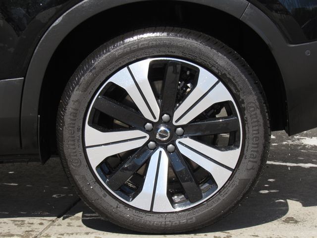 Used 2023 Volvo C40 P8 Recharge Plus AWD/4WD image 34