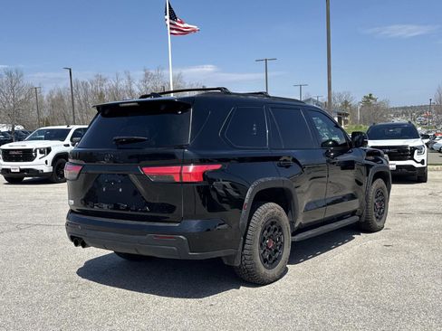 Used 2024 Toyota Sequoia TRD Pro AWD/4WD image 7