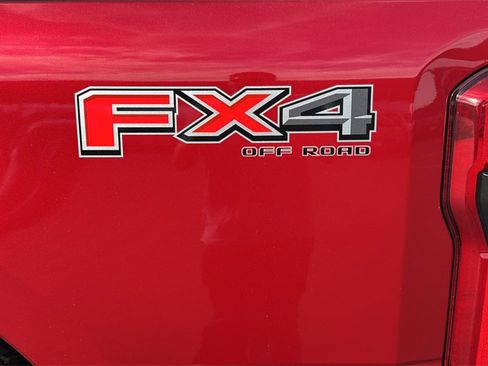 New 2024 Ford F250 Platinum w/ FX4 Off-Road Package image 6