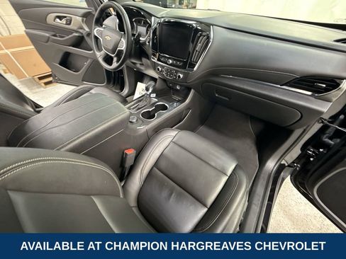 Certified 2023 Chevrolet Traverse LT w/ Rear Camera Mirror Package image 37
