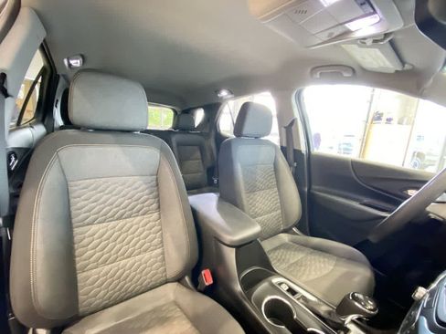 Used 2021 Chevrolet Equinox LT AWD/4WD image 25