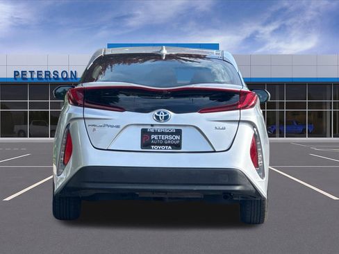 Used 2021 Toyota Prius Prime XLE FWD image 5