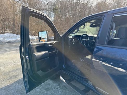 Used 2021 Chevrolet Silverado 2500 LT w/ All Star Edition image 12