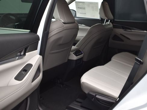 Used 2026 INFINITI QX60 Pure w/ Cargo Package image 13