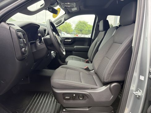 Used 2026 Chevrolet Silverado 1500 Custom AWD/4WD image 16