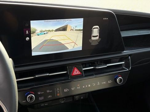 Used 2025 Kia Niro Wind FWD image 18