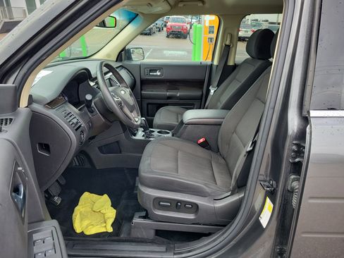 Used 2019 Ford Flex SEL image 16