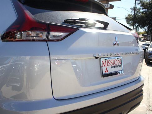 New 2026 Mitsubishi Eclipse Cross ES image 4