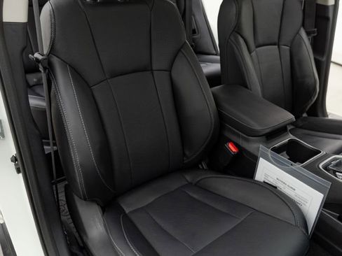 Used 2022 Subaru Outback Limited XT image 37