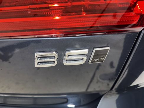 Used 2023 Volvo XC60 B5 Ultimate w/ Climate Package image 37