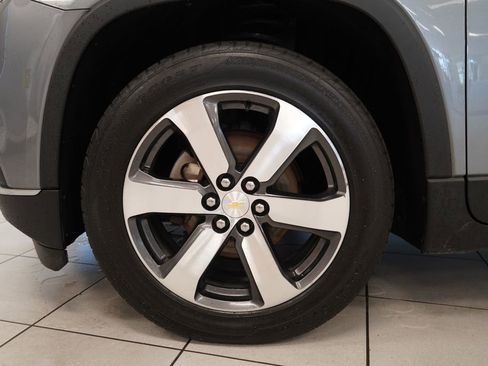 Used 2018 Chevrolet Traverse LT w/ LPO, Cargo Package AWD/4WD image 17