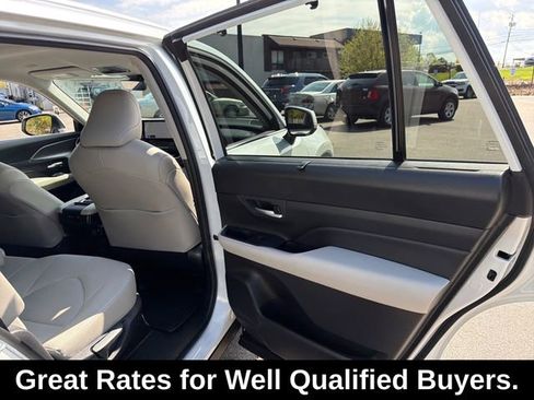 Used 2025 Toyota Grand Highlander AWD Hybrid image 15