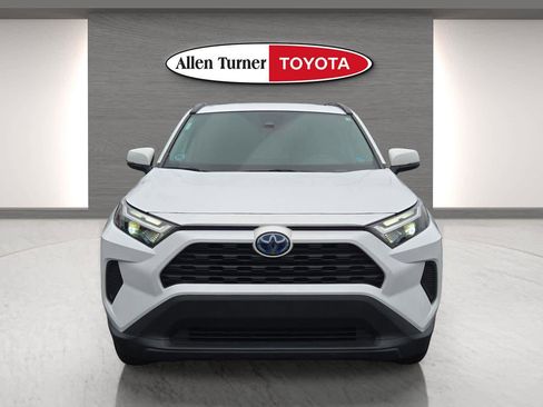 Used 2024 Toyota RAV4 LE image 2