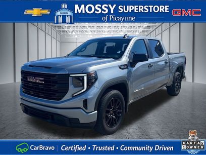 Certified 2025 GMC Sierra 1500 Pro w/ Graphite Edition