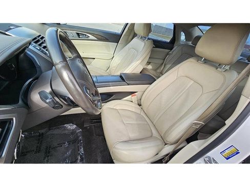 Used 2018 Lincoln MKZ Reserve image 12