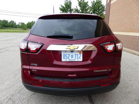 Used 2016 Chevrolet Traverse LT w/ Style and Technology Package AWD/4WD image 8