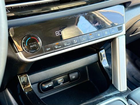 Used 2023 Kia Seltos S image 10