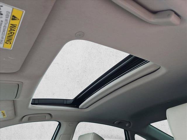 Used 2022 Honda Accord Touring image 13