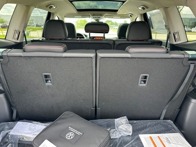 New 2026 Volkswagen Atlas Peak Edition AWD/4WD image 18