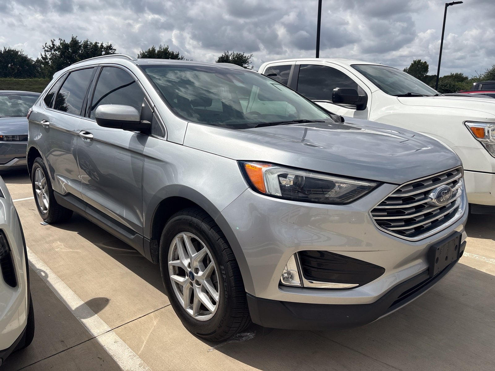 Used 2022 Ford Edge SEL w/ Convenience Package AWD/4WD image 3