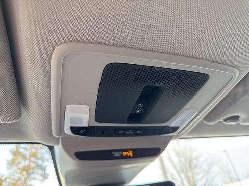 Used 2023 Honda HR-V EX-L image 30