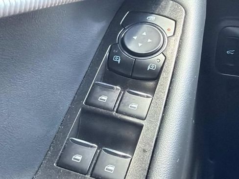 Used 2025 Ford Explorer ST-Line AWD/4WD image 24