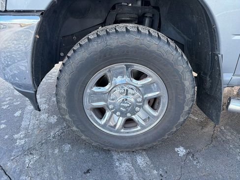 Used 2024 RAM 3500 Tradesman w/ Chrome Appearance Group image 10