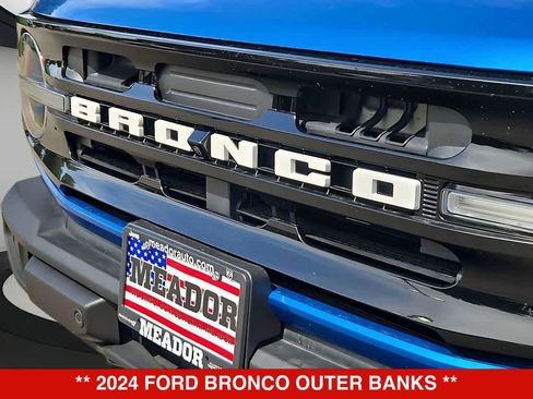 Used 2024 Ford Bronco Outer Banks AWD/4WD image 13