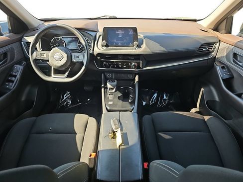 Used 2023 Nissan Rogue S FWD image 13
