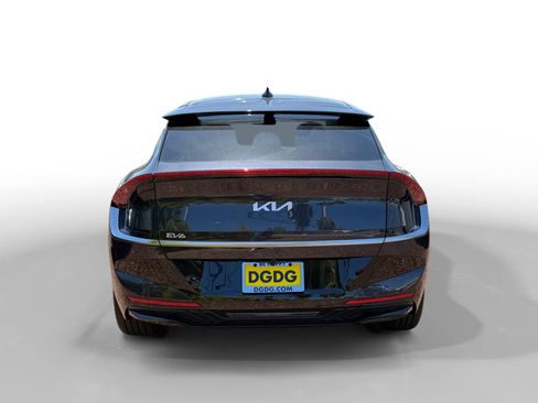 New 2026 Kia EV6 Wind RWD image 4