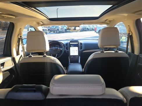 Certified 2024 Ford Edge SEL w/ Convenience Package image 9