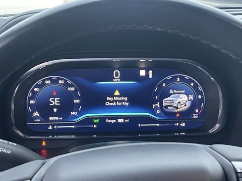 Used 2023 Chevrolet Suburban Z71 w/ Luxury Package image 15