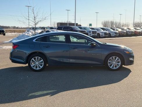 Used 2025 Chevrolet Malibu LT image 5